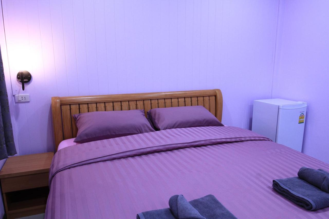 Siri Guesthouse 大城 外观 照片