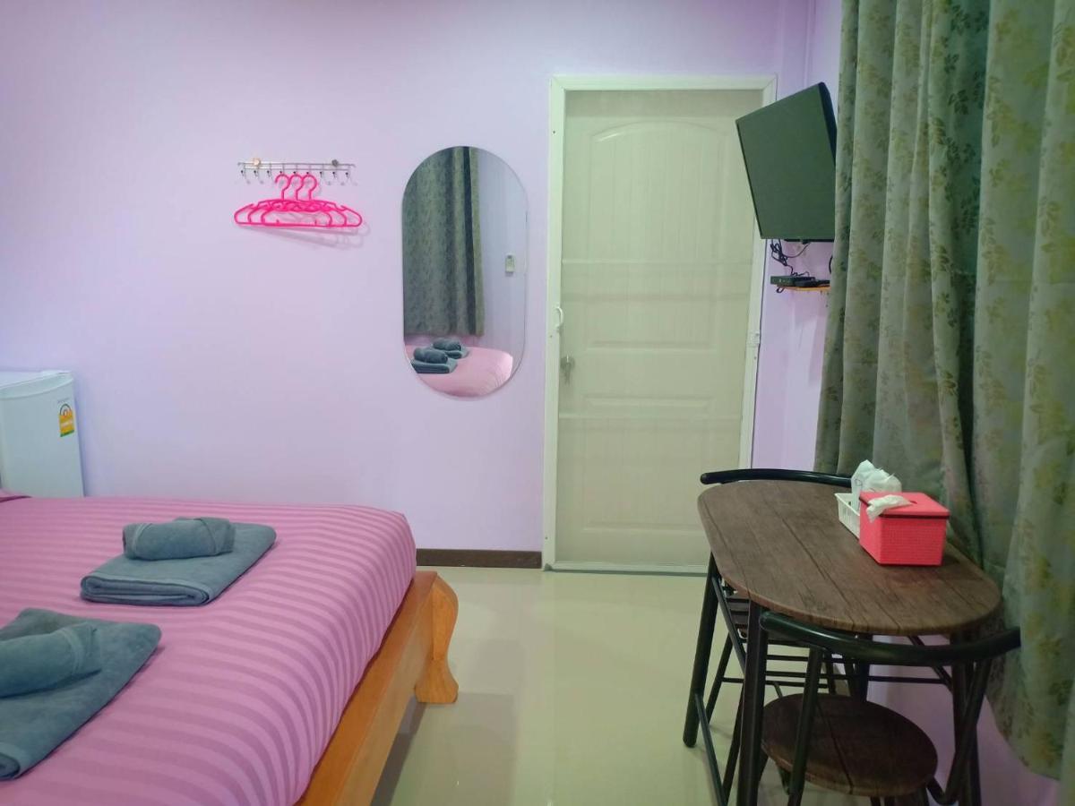 Siri Guesthouse 大城 外观 照片