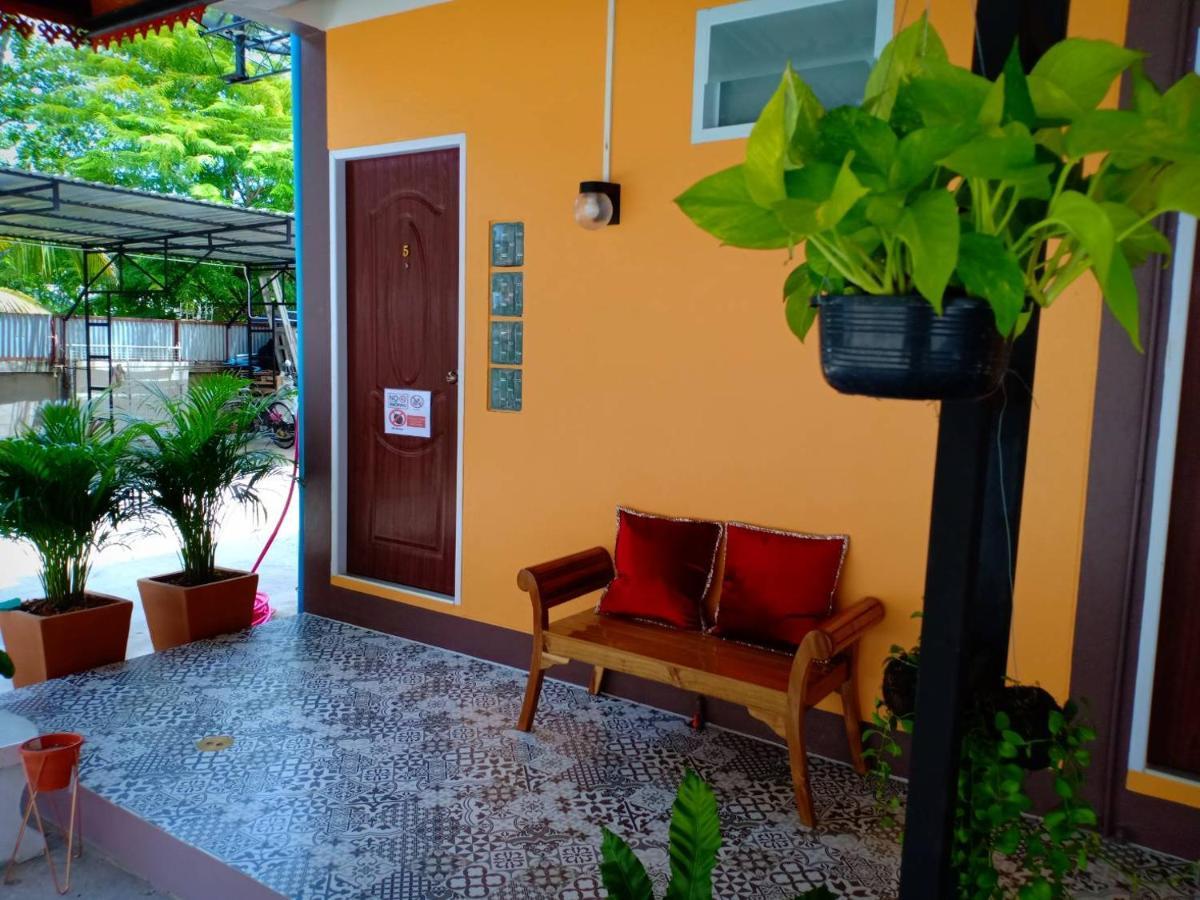 Siri Guesthouse 大城 外观 照片
